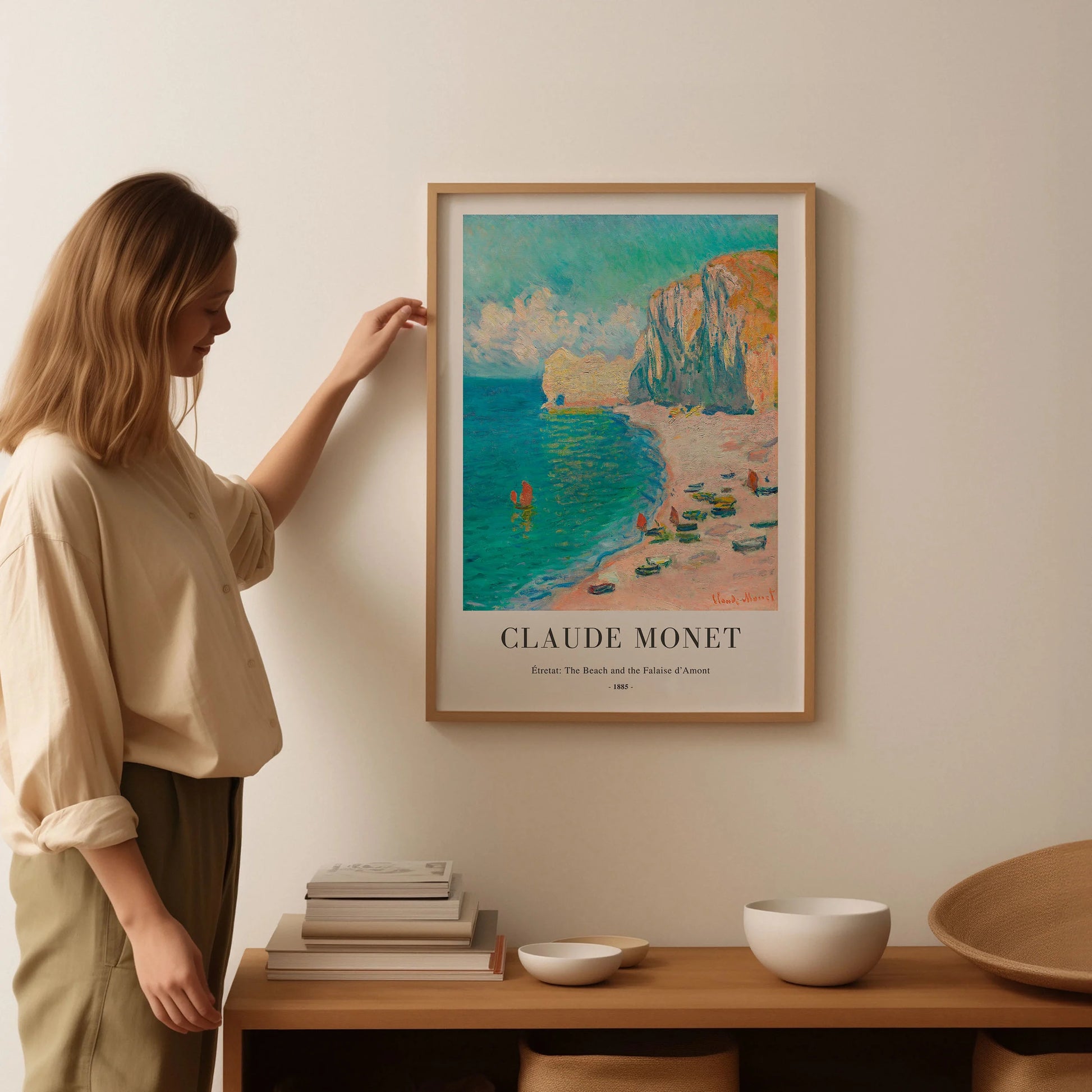 Claude Monet – Étretat: Strand en de Falaise d’Amont (1885) Poster